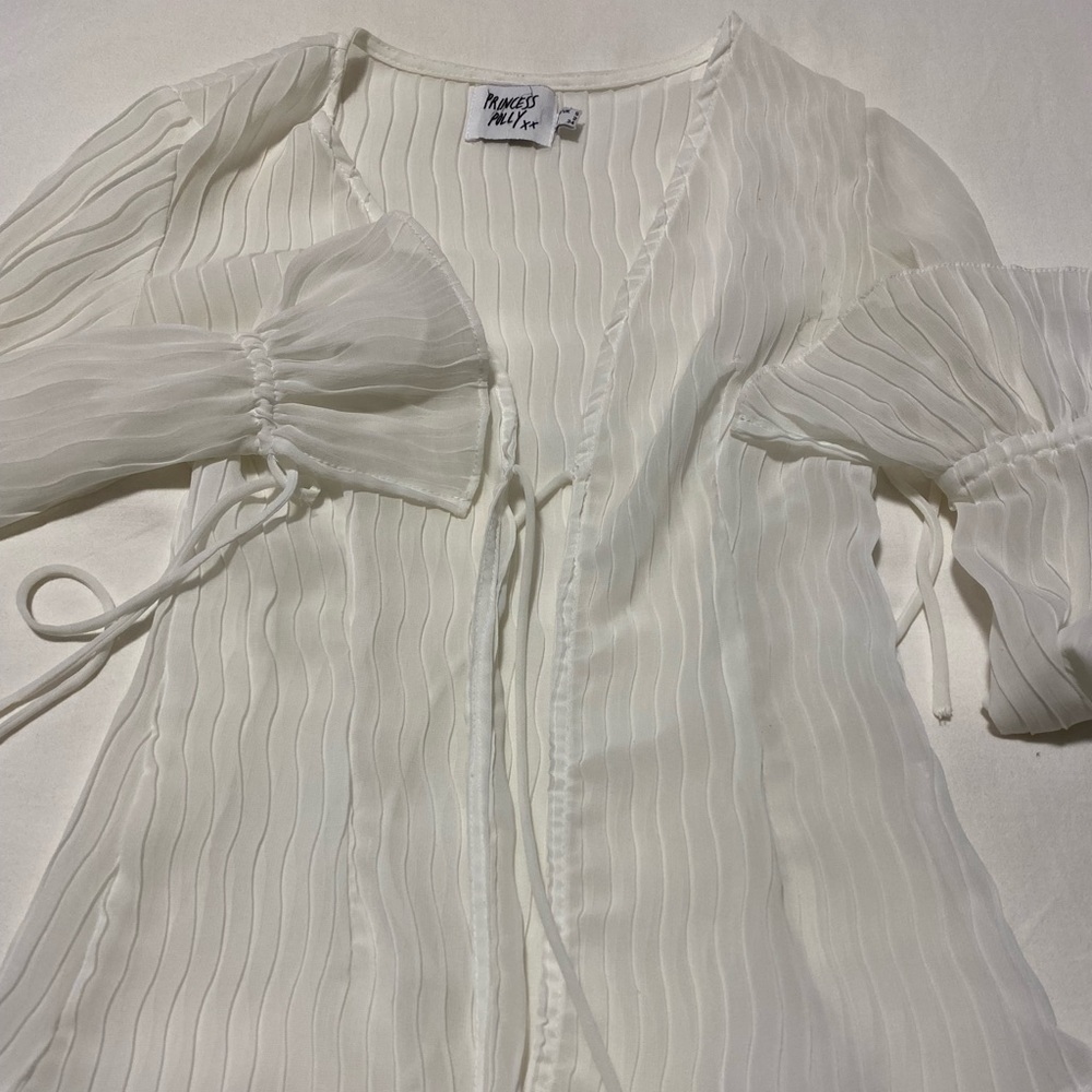 Princess Polly white blouse long sleeve open top